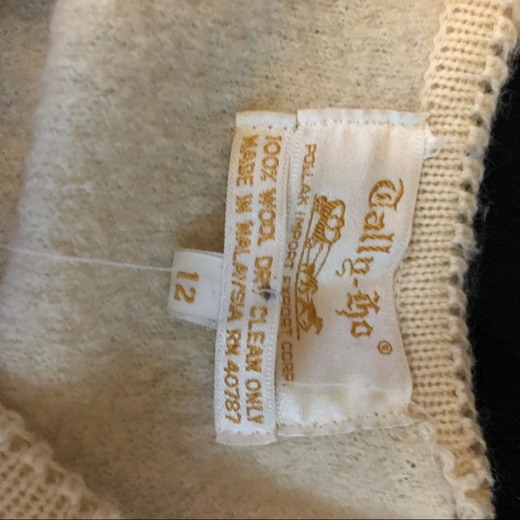 Vintage Tally Ho Cream Wool Floral Engraved Button Front Jacket Size 12 - Picture 5 of 15